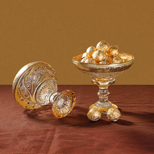 Ciotola di frutta in <span class=keywords><strong>vetro</strong></span> placcato oro stile medio oriente di lusso con supporto tre dimensioni grandi e <span class=keywords><strong>piccole</strong></span> 9 pezzi set <span class=keywords><strong>ciotole</strong></span> in <span class=keywords><strong>vetro</strong></span> dorato - Product Image 2