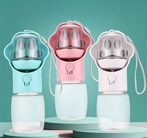 Bouteille d'eau portable pour chien, en plastique écologique, anti-fuite, pour utilisation en extérieur, pour les promenades et les voyages avec distributeur de nourriture - Product Image 1