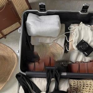 Fabrika özel sevimli pamuk Waffle kozmetik çantası büyük kapasiteli taşınabilir cilt bakımı makyaj çantası Lady çanta hediye için - Product Image 5