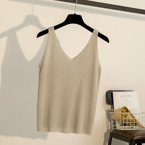 Camiseta de Tirantes Finos Brillante de Punto Ligero para Mujer, Top de Moda - Product Image 3