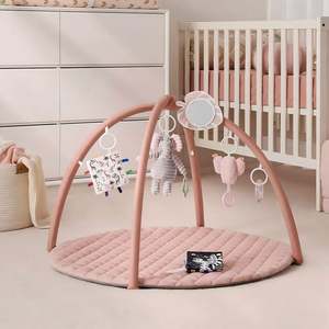 Magnifique tapis d'éveil et de jeu pour bébé avec 5 jouets, tapis de jeu au sol élégant pour nourrissons - Product Image 1