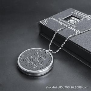 Pendentif anti-âge à ions négatifs en <span class=keywords><strong>pierre</strong></span> <span class=keywords><strong>volcanique</strong></span> et <span class=keywords><strong>pierre</strong></span> Bian, rond, imprimé rétro, avec bordure métallique - Product Image 2