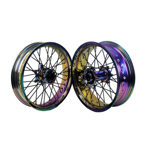 Ensemble de roues Supermoto 17 pouces pour KTM EXC SXF 125-530cc, couleur arc-en-ciel, certifié DOT, aluminium anodisé CNC, pièces de course Motard durables - Product Image 2
