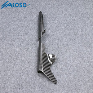 AKOSO 3K Protecteur de chaîne arrière de moto en fibre de carbone sèche pour Kawasaki Ninja <span class=keywords><strong>ZX10R</strong></span> ZX-10R 2021 <span class=keywords><strong>2022</strong></span> 2023 2024 - Product Image 3