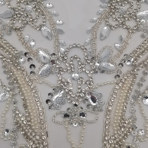 Tissu de dentelle de mariage 2023 <span class=keywords><strong>en</strong></span> <span class=keywords><strong>tulle</strong></span> entièrement orné de perles et d'appliques brillantes pour robe de soirée - Product Image 4