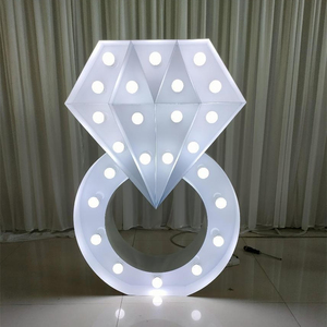 Vente en gros de 4 pieds de chiffres en métal LED lumière blanche géante bague en diamant pour chapiteau lumineux pour décorations de fête de mariage et d'événement - Product Image 3