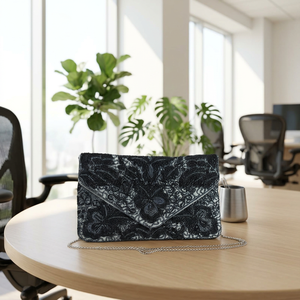 Pochette de soirée rectangulaire légère faite à la main avec perles florales, sac de mariage avec chaîne détachable et broderie - Product Image 1