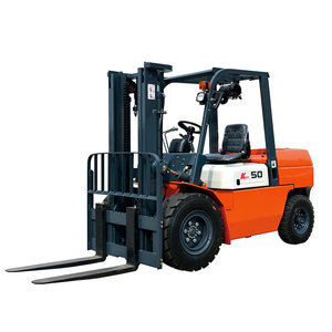 Chariot élévateur diesel, capacité de 2,5 tonnes, 3 tonnes, 4 tonnes, 5 tonnes, mât à 2 étages, hauteur de levage de 4,5 m, entièrement équipé avec configurations de marque - Product Image 1