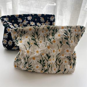 Daisy thêu trang điểm Túi Dây Kéo Túi mỹ phẩm du lịch lớn vải tạo nên Tổ Chức Công cụ Pouch cho phụ nữ và cô gái - Product Image 2