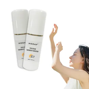 Hot selling UVA UVB sun protection Moisturizing lightweight formula SPF 50 sunscreen cream