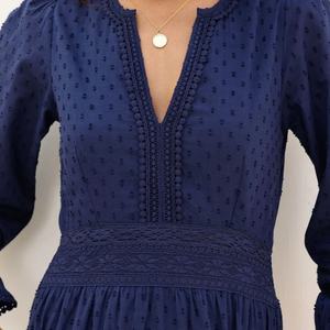 Vestido Maxi de Algodón y Lino con Volantes y Bordado de Ojales Personalizable, Elegante, Cuello en V, Casual, con Mangas Acampanadas y Encaje para Mujer - Product Image 3