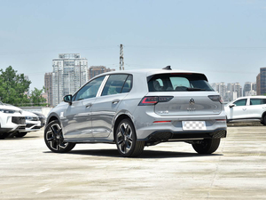 <span class=keywords><strong>Golf</strong></span> 2025 Facelift 2 300TSI R-Line - Product Image 4