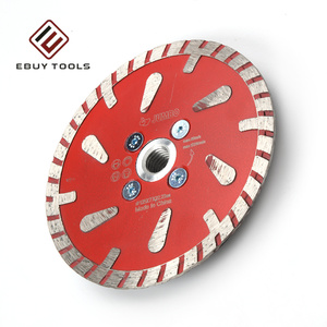 Lame de <span class=keywords><strong>scie</strong></span> diamantée turbo à segments de protection en forme de goutte d'<span class=keywords><strong>eau</strong></span> de 4,5 pouces et 5 pouces avec bride pour granit, pierre, brique et bloc - Pressage à chaud - Product Image 3