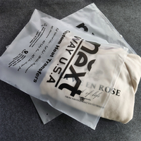 Sac à fermeture éclair mat personnalisé, sac d'emballage Bio Logo imprimé pour sweats à capuche, sac en plastique à fermeture éclair givré, pochette en Poly pour t-shirt avec fermeture éclair