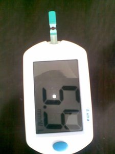 Kit de test de diabète numérique portable électrique CE MDR avec batterie amovible, dispositif de prélèvement sanguin par piqûre au doigt, bandelettes de test précises, lecteur de <span class=keywords><strong>glycémie</strong></span> - Product Image 6