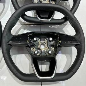 พวงมาลัยหนังแท้สีดำคุณภาพสูงสำหรับรถยนต์พลังงานใหม่ รุ่นสปอร์ต สำหรับ <span class=keywords><strong>Audi</strong></span> B8 B9 R8 A3 A4 A5 A6 A7 A8 Q5 <span class=keywords><strong>Q7</strong></span> MK3 TTRS TTS S3 - Product Image 3
