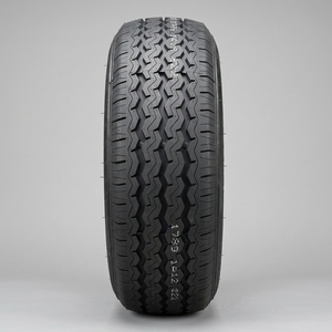 ยางรถบรรทุกขนาด 185/75R16C สำหรับรถบรรทุกขนาดเล็ก โครงสร้างเสริมความแข็งแรง ดีไซน์ดอกยางเพิ่มประสิทธิภาพการรับน้ำหนักและความเหนียวเกาะถนนที่เชื่อถือได้ - Product Image 1