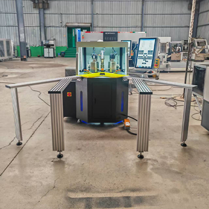 Machine de sertissage d'angle CNC 10 axes en aluminium, machine de jonction d'angle automatique à 4 têtes pour profilés de fenêtres et de portes - Product Image 5