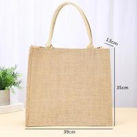Sac fourre-tout personnalisable en lin frais, écologique, durable et facile à nettoyer pour femme, collection Printemps-Été 2025, avec broderie en maille et motif de lettres transparentes