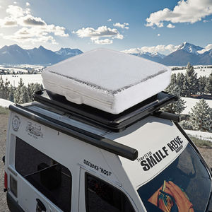 Isolateur de lucarne pour camping-car de 14x14x3 pouces, couverture réfléchissante pour pare-soleil de toit de camping-car. - Product Image 4