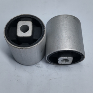 Brazo de control de goma trasero delantero de suspensión automática OEM 31121092010 1092010 31129068753 para E39 E52 <span class=keywords><strong>520i</strong></span> 523i 525i 528i 1995 <span class=keywords><strong>2003</strong></span> - Product Image 1