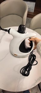 Limpiador a Vapor Eléctrico Portátil, Plástico Blanco con Detalles Negros, Capacidad de 0.9L, 1200W, 3 Bares de Presión, Uso Doméstico TM-399 - Product Image 5