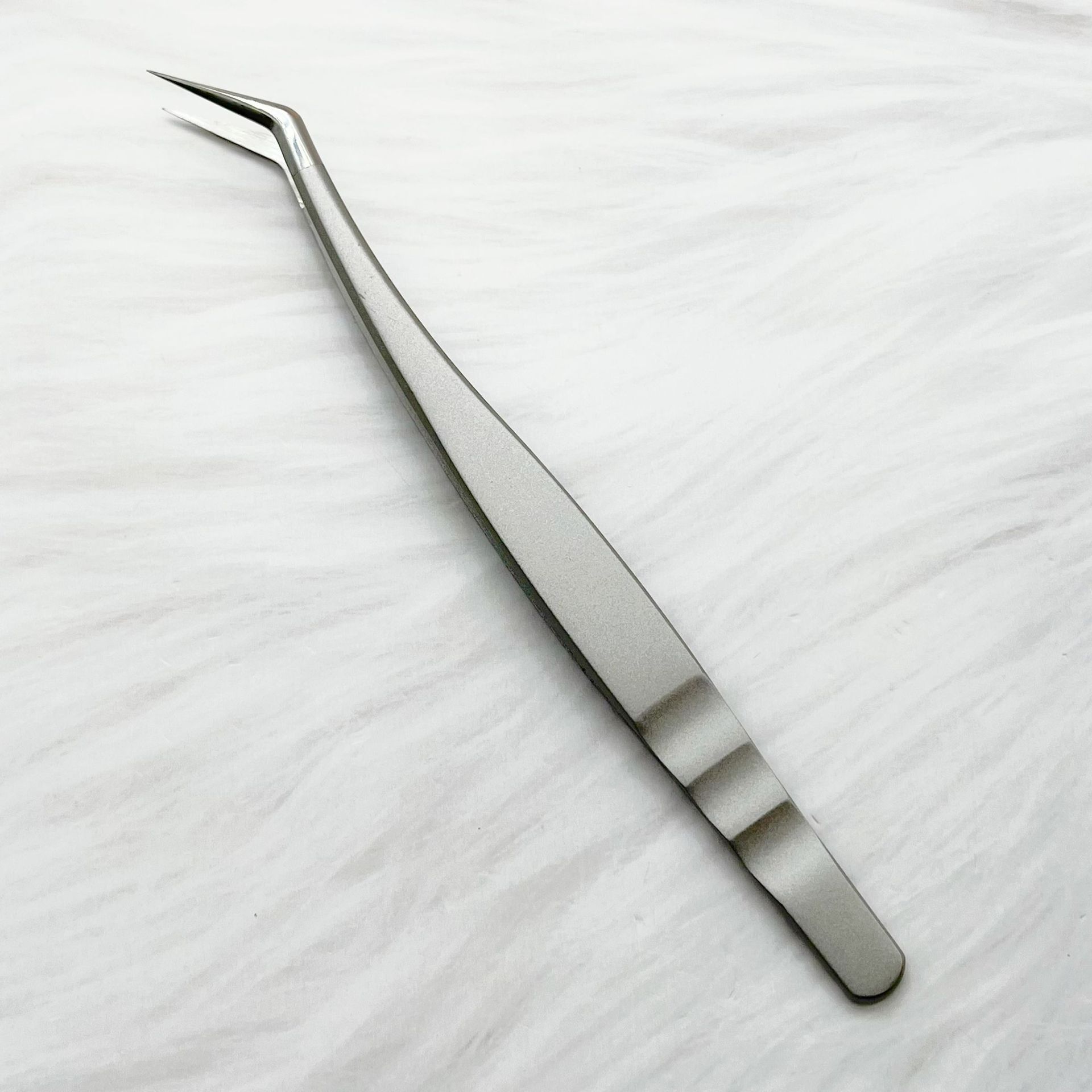 Chinese-style golden feather clip