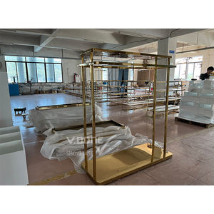 Exhibidor de Ropa para Tienda Móvil con Construcción de Vidrio/Madera Contrachapada/Metal, Color y Tamaño Personalizables para Uso en Centros Comerciales - Product Image 3