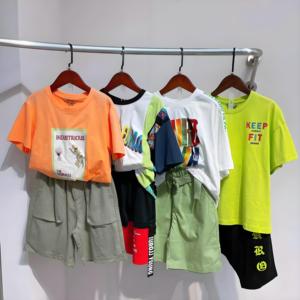 Ensembles de vêtements unisexes pour enfants, imprimés de dessins animés d'été, tenues décontractées pour enfants, shorts, hauts, polyester, coton, couleurs mélangées - Product Image 3