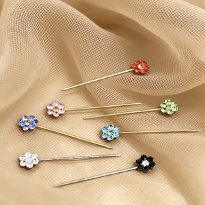 Épingle de fixation pour foulard du Moyen-Orient, clip de cou pour couvre-chef, épingle de positionnement de sécurité, épingle longue pour la nation Hui, motif fleur de prunier - Product Image 2