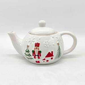 Théière en céramique blanche de Noël, <span class=keywords><strong>soldat</strong></span> casse-noisette en relief avec des motifs de flocons de neige, décorations de Noël festives, articles cadeaux - Product Image 1