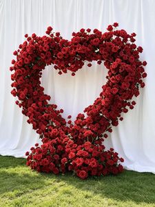 Arco Floreale a Forma <span class=keywords><strong>di</strong></span> Cuore in Seta <span class=keywords><strong>di</strong></span> Alta Qualità, Sfondo con Rose Rosse Artificiali, Vendita all'Ingrosso - Product Image 5