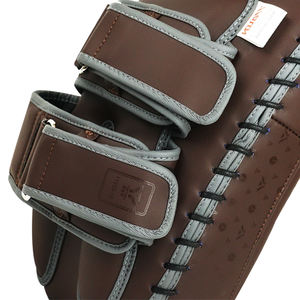 Guanti da Passata in Pelle Bovina più Venduti del 2024 per Muay Thai, Pao Curvi per Boxe con Logo Personalizzato - Product Image 3