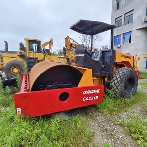 Équipement lourd de rouleau de route Dynapac CA251D d'occasion de haute qualité avec des fonctions puissantes composants de moteur et de noyau de pompe inclus - Product Image 4