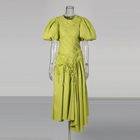 Robe de soirée plissée chic pour femme, coupe trapèze, manches bouffantes, taille confortable, col élégant, qualité supérieure, style vintage