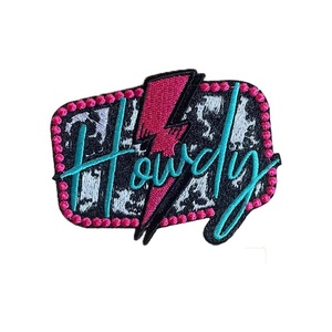 Sombrero de camionero de sarga occidental, parches de hierro bordados, arcos a cuadros, relámpagos, toros, truenos, vacas, parche, bebida de día, vaquera, Howdy - Product Image 1