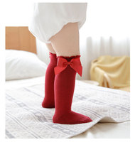 Chaussettes hautes pour bébé fille, mignonnes, avec nœud, de qualité supérieure, vente en gros 2026
