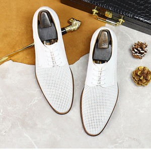 Mocasines de Vestir para Hombre, de Cuero Genuino, Impermeables, Antideslizantes, Ligeros, con Diseño Floral, para Oficina y Carrera Profesional, Cerrados y Fáciles de Poner - Product Image 4