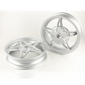 ล้ออะลูมิเนียมสำหรับรถมอเตอร์ไซค์เวสป้า รุ่นสปริ้นท์ พรีมาเวร่า 50 <span class=keywords><strong>125</strong></span> 150 <span class=keywords><strong>LX</strong></span> <span class=keywords><strong>S</strong></span> LXV  ล้อแม็กซ์สำหรับเวสป้า 946 พร้อมอุปกรณ์เสริม - Product Image 4