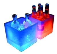 PP Plastique Bière Vin Boissons Glacière Acrylique Sentiment Seaux À Glace avec Led Design Coloré Boîtes Accepter 3.5L Personnaliser