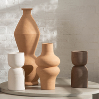 Vase en céramique mat de couleur personnalisée pour le jardin décoration nordique grands vases en terre cuite pour le salon