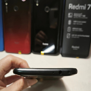 Smartphone <span class=keywords><strong>Redmi</strong></span> <span class=keywords><strong>7</strong></span> Sbloccato 4GB+64GB con Doppia Fotocamera AI, Android 9, CDMA, Dual SIM, Dual Standby, Touchscreen - Brand Cinese - Product Image 5