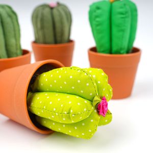 Coussin à épingles en forme de pot, accessoires de couture, décoration mignonne pour bureaux de couture, <span class=keywords><strong>cadeau</strong></span> idéal pour les quilters, les couturières, les artisans d'appliqué et de patchwork - Product Image 4