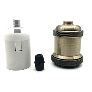 <span class=keywords><strong>Prise</strong></span> EU ETL Câble d'alimentation secteur E26 Bases d'ampoule <span class=keywords><strong>de</strong></span> <span class=keywords><strong>lampe</strong></span> à <span class=keywords><strong>LED</strong></span> <span class=keywords><strong>Prise</strong></span> E27 Support d'ampoule à <span class=keywords><strong>LED</strong></span> Douille à vis - Product Image 5