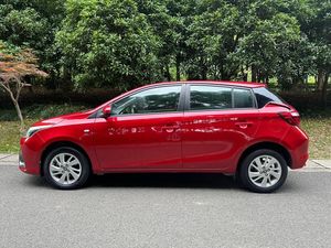 Voiture d'occasion en gros à prix abordable, <span class=keywords><strong>Toyota</strong></span> <span class=keywords><strong>Yaris</strong></span> L Zhixuan 1.5G CVT Édition Toit Ouvrant <span class=keywords><strong>2017</strong></span>, faible kilométrage, moteur stable, conduite à gauche, compacte, essence - Product Image 2