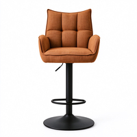 Tabouret de bar pivotant réglable marron avec revêtement en lin capitonné et repose-pieds pour comptoir de cuisine et salle à manger