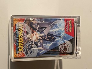 Anti-UV Premium Acryl Schutzhülle mit Magnetverschluss für Pokémon Elite-Trainer-Boxen (ETB) – Klare Display-Vitrine für Sammlerstücke - Product Image 6