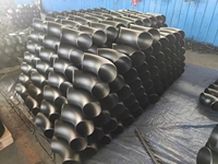 Usine de raccords de tuyauterie vend directement des coudes en carbone SCH40, des brides DN150, des tés DN100, des raccords DN25-DN15 et des réducteurs