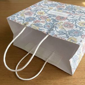 Bolsas de Papel Kraft de Lujo para Compras, con Asas, Reciclables, Ecológicas, para Ropa y Zapatos, con Logotipo Personalizado - Product Image 2