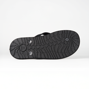 Sandales anatomiques noires SMID Marvick Bold pour hommes avec soutien de la voûte plantaire, pantoufles d'extérieur d'été GripLite+ et sangle en caoutchouc premium - Product Image 5